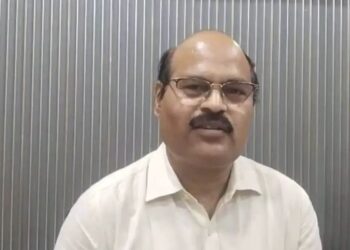 RTI Exposes Fraud:  33 साल तक दो सरकारी नौकरियां करने वाला दोषी करार , कैसे खुली पोल, कितनी मिली सजा