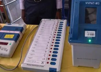 Bengal Election:ईवीएम से छेड़छाड़,इत्र या गोंद लगाने वालों पर चुनाव आयोग सख्त, होगी कार्रवाई, दोबारा मतदान भी संभव