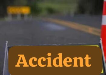 Lucknow accident:छोटी सी लापरवाही बनी मौत की वजह, गुटका थूकने के लिए खोला कार का दरवाजा, स्कूटी सवार की गई जान