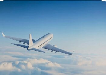Flight Fare: क्या अब हवाई यात्रा करना हो जाएगा और भी महंगा, जानिए कितने प्रतिशत शुल्क की हो सकती है बढ़ोत्तरी