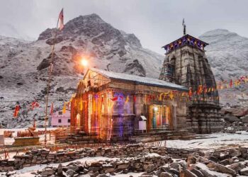 Kedar Nath Yatra 2026: केदारनाथ यात्रा पर जाने की है तैयारी ! बैग में रखें ये ज़रूरी सामान,वरना भारी पड़ सकती है लापरवाही