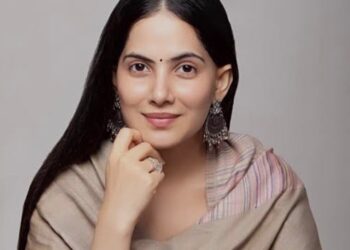 Skin Care: क्या है जया किशोरी के चमकते चेहरे का राज़, जानिए कैसे रखती हैं वो अपनी ख़ूबसूरती का ख़्याल