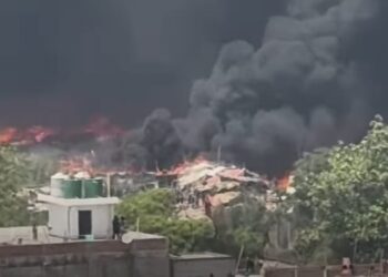 Ghaziabad Slum Fire update: झुग्गियों में लगी थी भीषण आग, क्या हाईटेंशन तारों की चिंगारी बनी बर्बादी का कारण