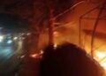 Fire Incident: सीतापुर हाईवे पर देर रात लगी भीषण आग, चार दुकानें जलकर खाक, दमकल ने कड़ी मशक्कत से किया काबू