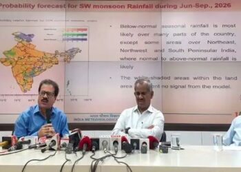 Monsoon Forecast : मौसम विभाग की डरावनी चेतावनी, क्या इस साल सामान्य से कम होगी बारिश, खेती पर पड़ सकता है असर