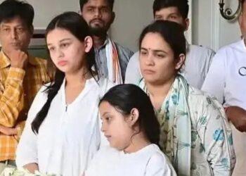Will Controversy: कथित वसीयत को लेकर उठे सवाल, बेटियों के नाम बताई गई पूरी संपत्ति क्या अर्पिता को नहीं मिलेगी फूटी कौड़ी