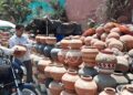Clay Pots: क्यों लोग फ्रिज की बजाय मटकों का ठंडा पानी कर रहे पसंद , कुम्हारों की बिक्री में हुआ बड़ा इजाफा