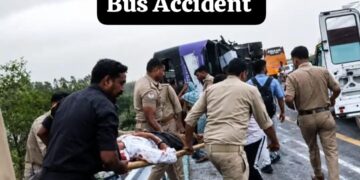 Unnao Agra Lucknow Expressway Bus Accident