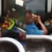 Viral Samosa Video: ट्रेन में समोसे की ट्रे ऐसा क्या किया विक्रेता ने की वायरल वीडियो देख भड़के लोग, IRCTC ने मांगी पूरी जानकारी