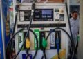 Fuel Crisis: यूपी में बढ़ीं आम आदमी की मुश्किलें,फिर महंगा हुआ पेट्रोल-डीजल