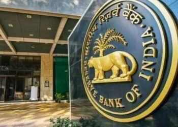 RBI Kill Switch : आरबीआई का नया सुरक्षा फीचर, एक क्लिक में रुक जाएंगे सभी डेबिट लेनदेन साइबर ठगी पर कसी नकेल