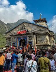 Uttarakhand: रुद्रनाथ मंदिर के कपाट खुले, पंच केदार यात्रा में उमड़ा श्रद्धालुओं का सैलाब
