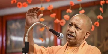 U P Employment Plans: श्रमिकों और युवाओं पर सरकार का फोकस, इनको मिलेगा सम्मानजनक जीवन और बेहतर रोजगार
