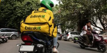 Blinkit Controversy: किसकी हरकत से दहली महिला सुनाई आपबीती, सोशल मीडिया पर किस पर उठे सुरक्षा और प्राइवेसी से जुड़े सवाल