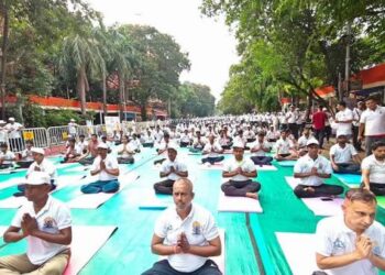 International Yoga Day: अंतरराष्ट्रीय योग दिवस पर यूपी में विशेष तैयारी, सभी जिलों में मंत्रियों की तैनाती