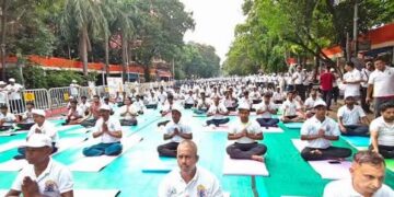 International Yoga Day: अंतरराष्ट्रीय योग दिवस पर यूपी में विशेष तैयारी, सभी जिलों में मंत्रियों की तैनाती