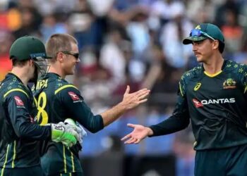 Aus Ban T20: पहले टी20 में ऑस्ट्रेलिया की शानदार जीत, बांग्लादेश को चार विकेट से हराया, सीरीज में बनाई बढ़त