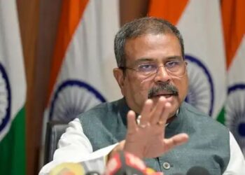 Screen Marking Controversy: डिजिटल कॉपी जांच प्रणाली पर उठे सवालों, मंत्रालय सख्त , जवाबदेही तय करने की तैयारी, जांच शुरू