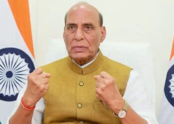 Solar Project: सीतापुर को मिला ऐतिहासिक प्रोजेक्ट, रक्षा भूमि पर तैयार होगा देश का पहला सौर ऊर्जा और बैटरी स्टोरेज प्रोजेक्ट