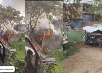 Patna Vehicle Fire:तीन खड़ी गाड़ियों में लगी रहस्यमई आग, ग्रामीणों की कोशिशों के बावजूद नहीं बच सके वाहन