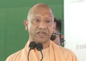 Ram Mandir Donation Case: 15 दिन में दूध का दूध, पानी का पानी हो जाएगा, बोले सीएम योगी, बेटियों के लिए बनेगी PAC की विशेष बटालियन
