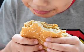Health News:  खराब खाना बन रहा है बड़ी स्वास्थ्य चुनौती, हर साल इतने करोड़ लोग पड़ते हैं बीमार