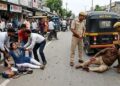 Police encounter: ऑटो चालक की शर्मनाक हरकत, छेड़छाड़ का विरोध करने पर चलती गाड़ी से बाहर फेंका, मुठभेड़ के बाद हुई गिरफ्तारी