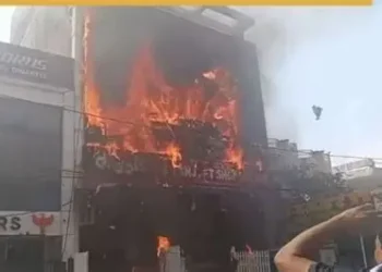 Lucknow Fire Incident: लखनऊ अग्निकांड के बाद एक्शन में मुख्यमंत्री योगी, 23 जून के सभी कार्यक्रम किए रद्द
