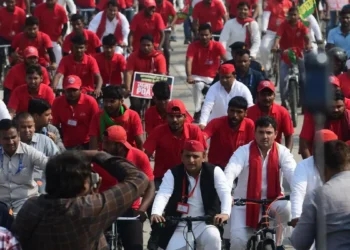 यूपी चुनाव 2027: चंद्रशेखर आजाद की पार्टी अकेले लड़ेगी चुनाव, जानिए कब से शुरू होंगे टिकट दावेदारों के इंटरव्यू