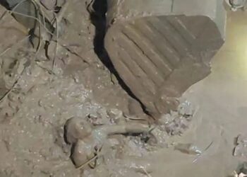 Well Collapse: कुएं की दीवार और मिट्टी अचानक धंसने से बड़ा हादसा, मां-बेटी की जान गई, बुजुर्ग महिला घायल, गांव में मातम