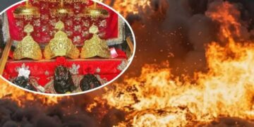 Forest Fire: कटरा के जंगलों में भीषण आग, माता वैष्णो देवी यात्रा पर मंडराया खतरा, देवामाई मंदिर को लेकर बढ़ी चिंता