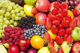 Fruit Salad Tips: क्या आप भी इन फलों को एक साथ मिला कर खा रहे हैं? तो जान लें एक्सपर्ट की राय
