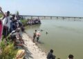 Tragic Incident: गंगा स्नान के दौरान बड़ा हादसा, तेज बहाव में बह गए दो, चार को बचाया गया, लापता की तलाश में जुटी NDRF