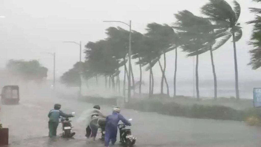 UP Weather Alert Rain Storm