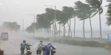 UP Weather Alert Rain Storm
