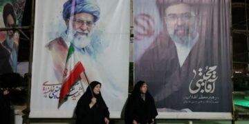 Iran Israel Conflict: भारतीयों के लिए एडवाइजरी जारी ईरान की यात्रा से बचें, मौजूद लोग जल्द सुरक्षित स्थान पर जाएं