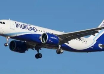 Indigo Flight Bomb Threat: बम की सूचना से मची हड़कंप उड़ान में हुई देरी, खराब मौसम के कारण तीन उड़ानें लखनऊ डायवर्ट