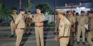 Gorakhpur Triple Murder Case: पारिवारिक विवाद में एक ही परिवार के तीन लोगों की हत्या, इलाके में शोक