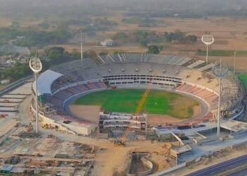 Theme Stadium: काशी में बन रहा देश का पहला ‘शिव थीम’ क्रिकेट स्टेडियम, 92% निर्माण पूरा, जल्द गूंजेगा इंटरनेशनल क्रिकेट