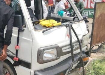 Mohanlalganj School Van Accident: नशे में स्कूल वैन चला रहे ड्राइवर ने युवक को टक्कर मार दूर तक घसीटा, बच्चे सहमें