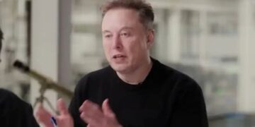 Elon Musk का बड़ा दावा, 2036 तक खत्म हो जायेगी पैसे की जरूरत, क्या AI और रोबोट बदल देंगे पूरी अर्थव्यवस्था