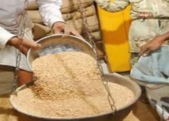 UP Ration Update: राशन की दुकानों पर नई व्यवस्था अब कुर्सी, पानी और गुड़-पेठा की मिलेगी सुविधा