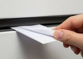 Fridge Summer Tips: गर्मी में फ्रिज बचाएगा आपका बिजली बिल! करे ये आसान सी ट्रिक बचाये हज़ारों रूपए