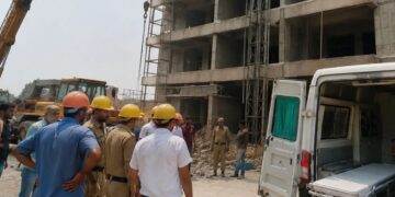 Lucknow Accident: विज्ञानपुरी में 16 मंजिला अपार्टमेंट की पाढ़ टूटी, सातवें तल से गिरे चार मजदूर, तीन की हालत गंभीर
