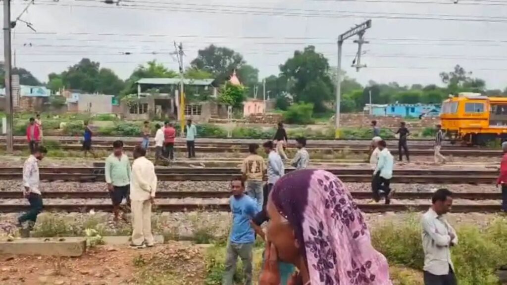 Lalitpur Mother Children Train Suicide Case