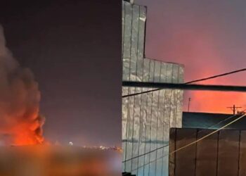 America Iran Tension : ईरान के कई रणनीतिक ठिकानों पर हमलों की खबर, दक्षिणी इलाकों में धमाकों का दावा, क्षेत्र में तनाव बढ़ा