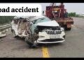 Unnao Road Accident :बस-कार की टक्कर के बाद बस पुल से गिरी, पांच की मौके पर मौत, आठ घायल, मुख्यमंत्री योगी ने जताया शोक