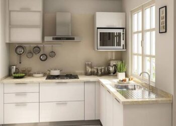 Kitchen Vastu Tips: रसोई में भूलकर भी न करें ये गलतियां, नाराज हो सकती हैं मां अन्नपूर्णा
