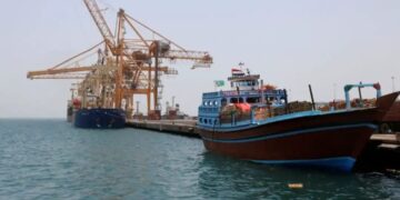 Houthi Blockade: हूतियों ने सऊदी अरब के खिलाफ समुद्री नाकेबंदी का किया ऐलान, भारत की तेल-गैस सप्लाई पर मंडराया खतरा