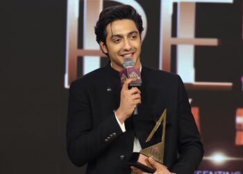 Bollywood News: बॉलीवुड में बदल रहा रोमांस का चेहरा, नई पीढ़ी के इन एक्टर्स पर टिकी दर्शकों की नजर